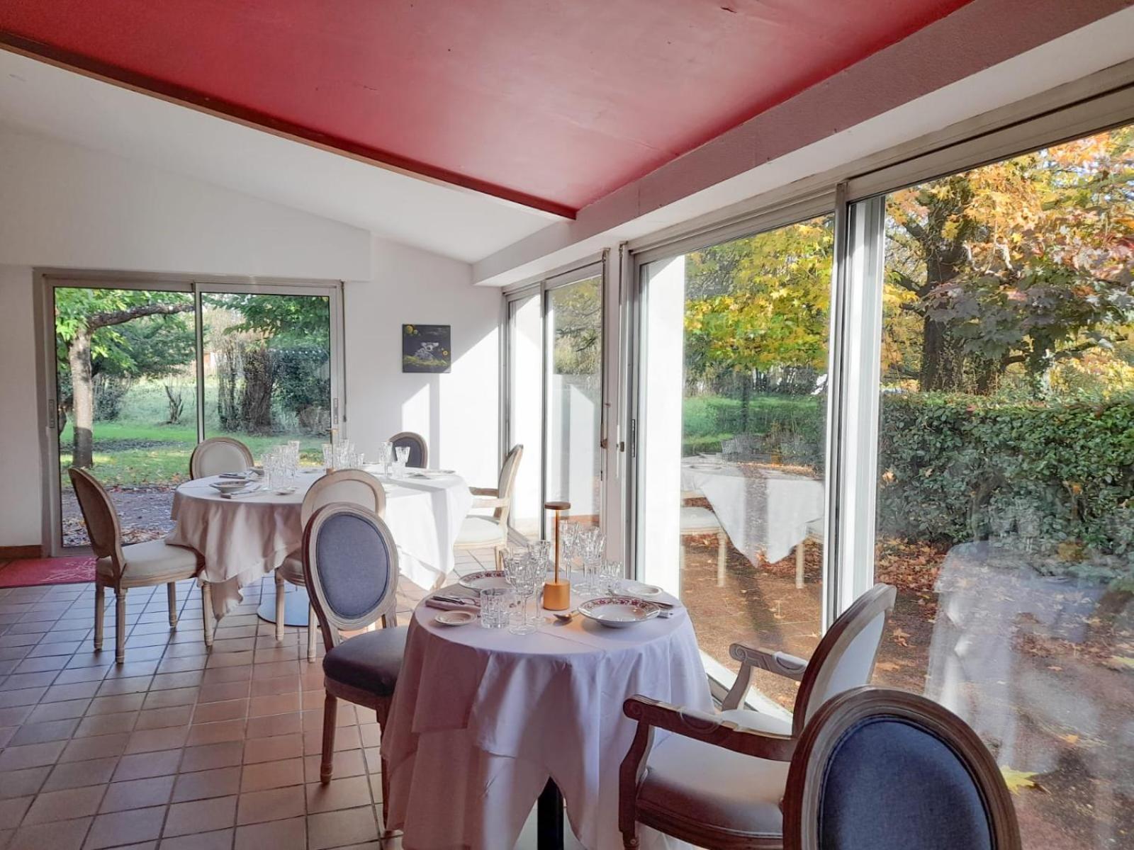Hotel Platanes - Kb Hotel Group Etauliers Exterior photo